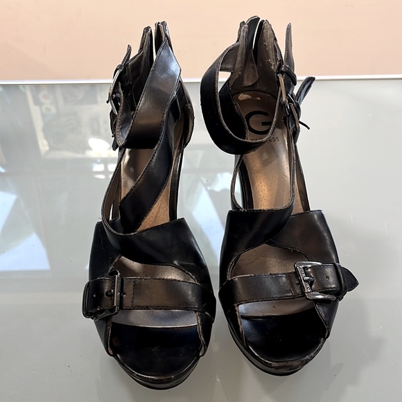 Guess gladiator open toe black platform heels 4.5” - Picture 2 of 5